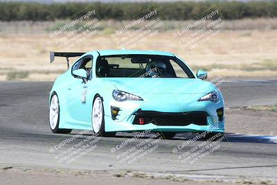media/Sep-15-2024-Speed Ventures (Sun) [[7a54f7ed2f]]/Purple Group/Session 1 (Outside Grapevine)/